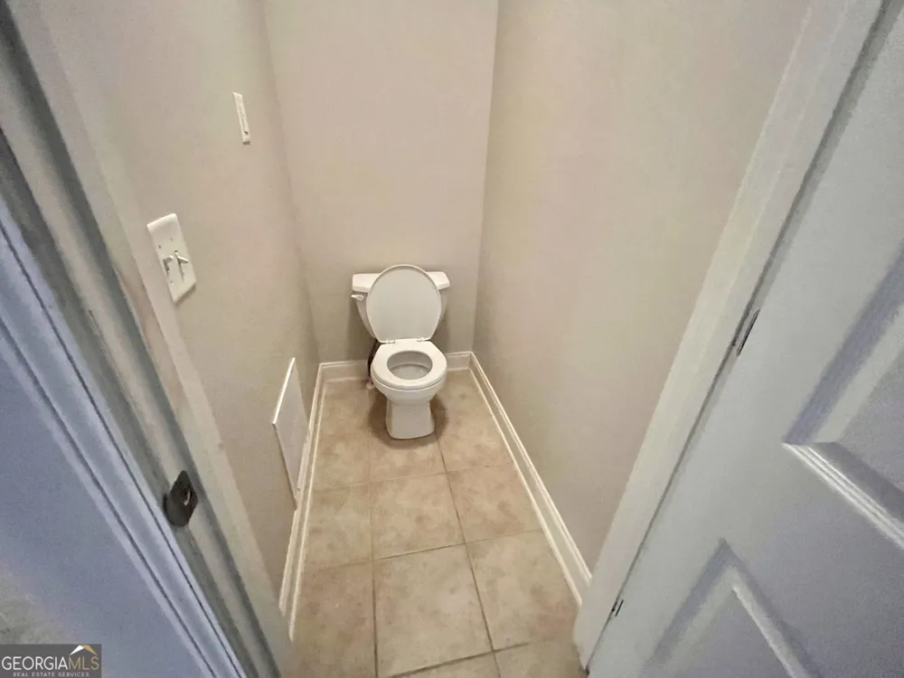 1154 Folkstone DR McDonough, GA 30253