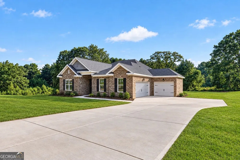 132 Patillo MNR Stockbridge, GA 30281