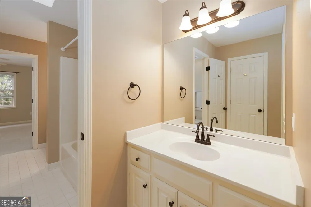 3928 Thawley CT Tucker, GA 30084