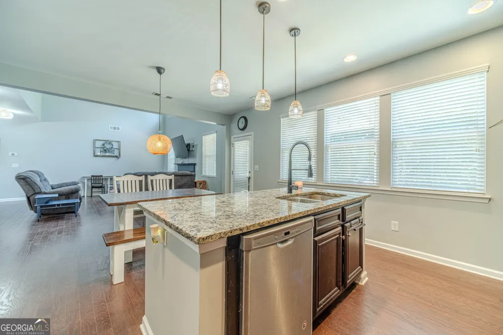 1102 Bald Eagle TRCE Hoschton, GA 30548