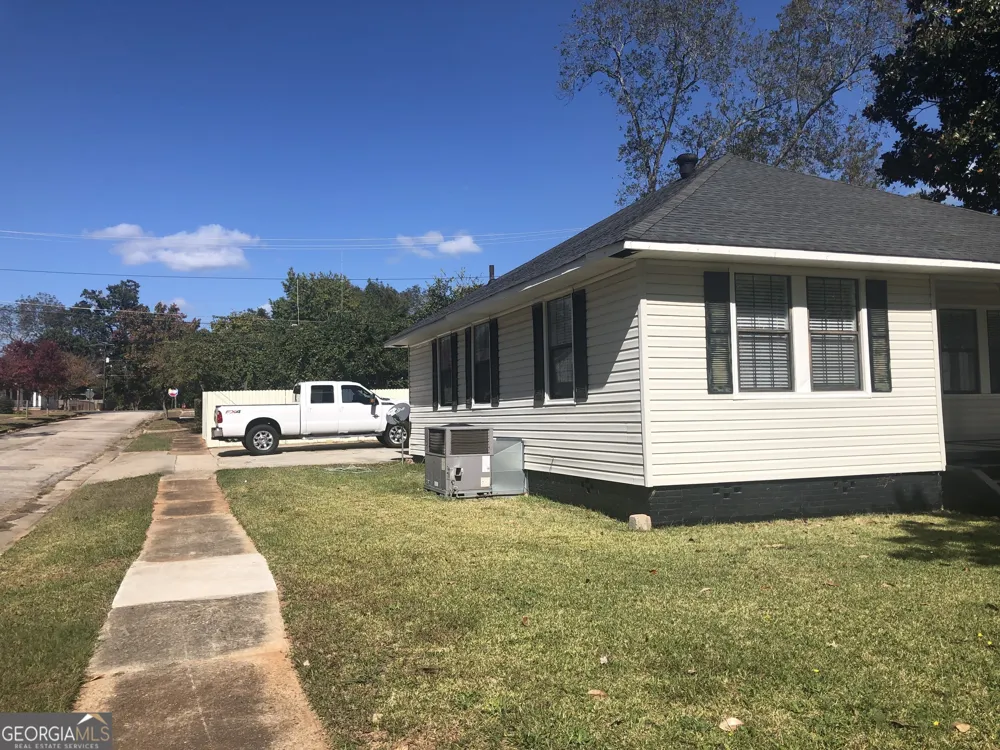 300 Fourth AVE Thomaston, GA 30286