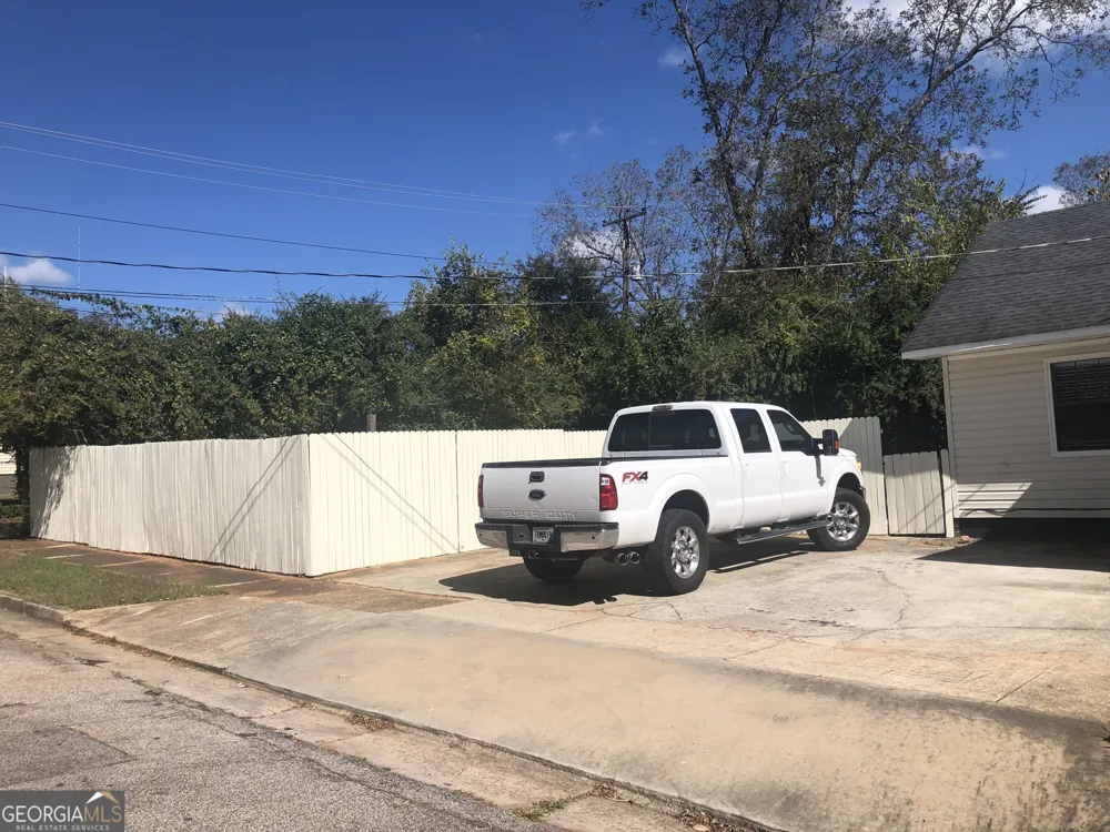 300 Fourth AVE Thomaston, GA 30286