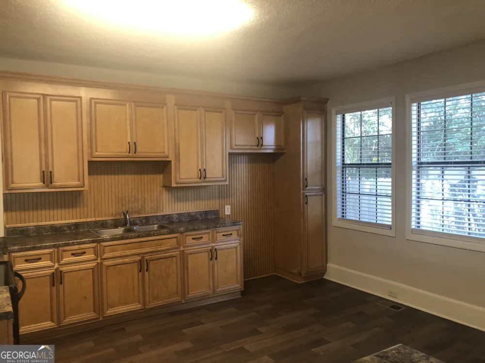 300 Fourth AVE Thomaston, GA 30286