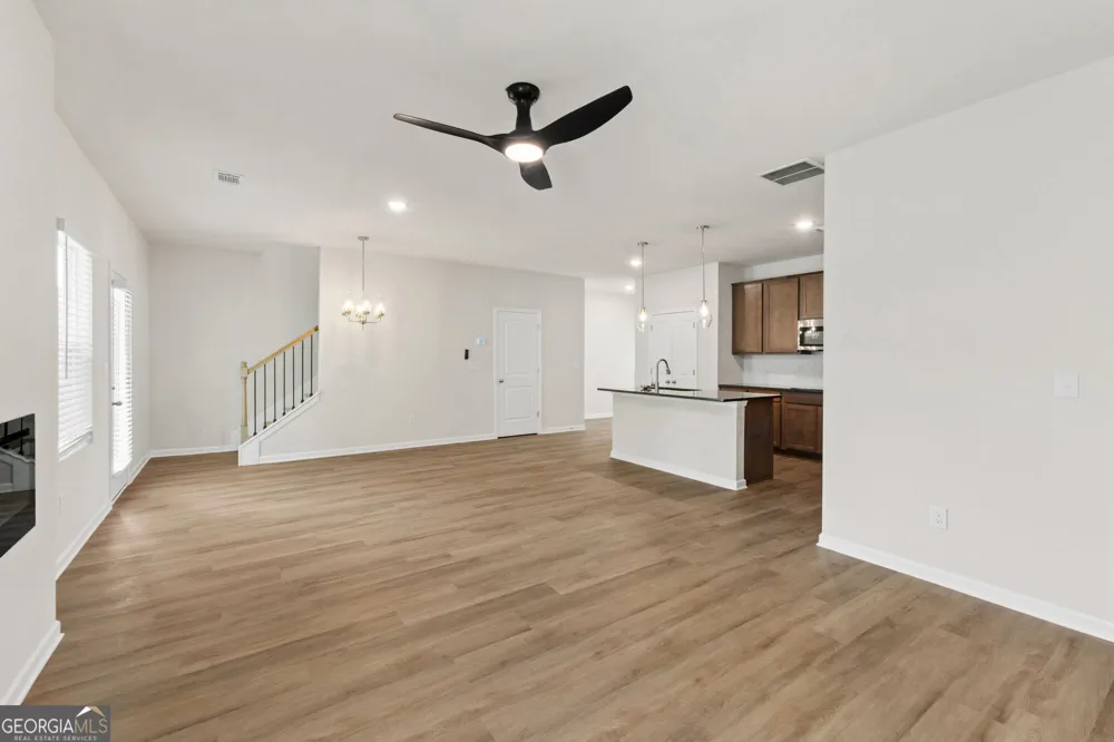 1179 DICKENS RD Greensboro, GA 30642