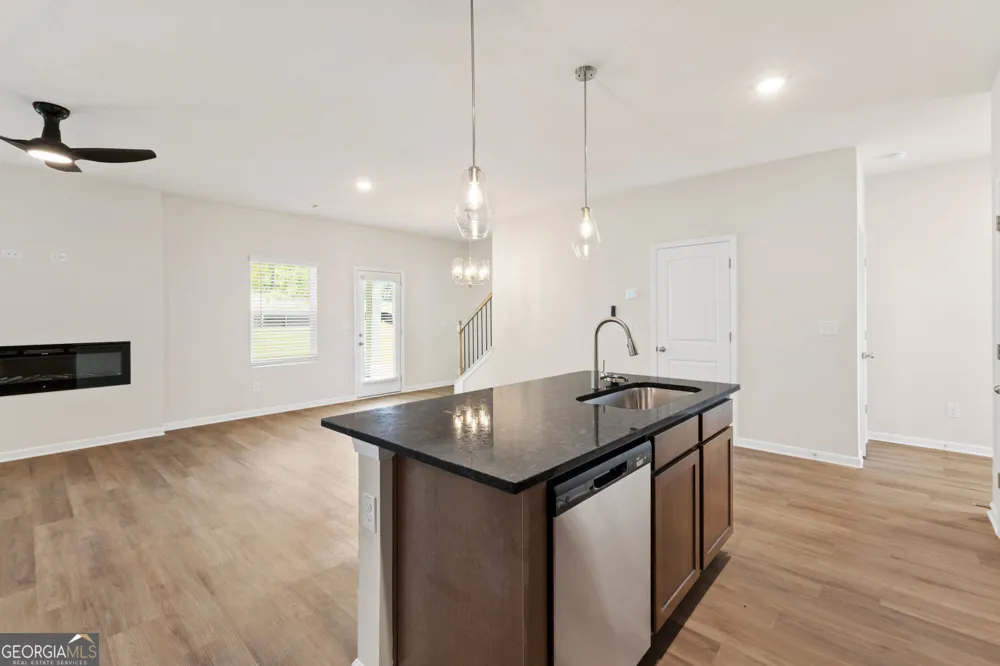 1179 DICKENS RD Greensboro, GA 30642
