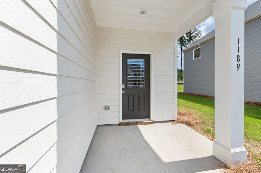 1189 DICKENS RD Greensboro, GA 30642
