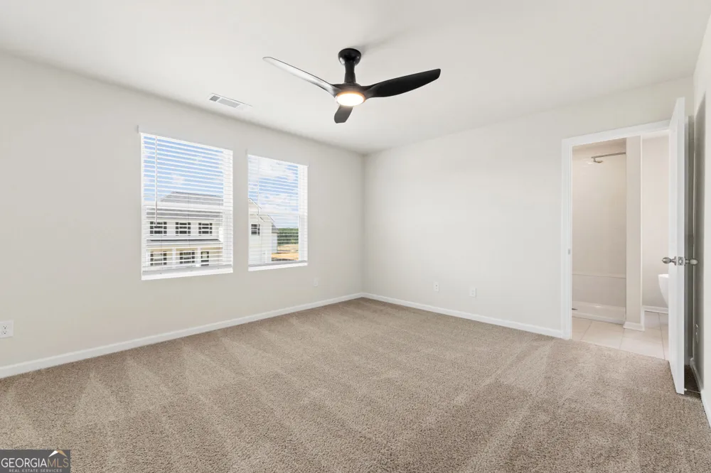 1189 DICKENS RD Greensboro, GA 30642