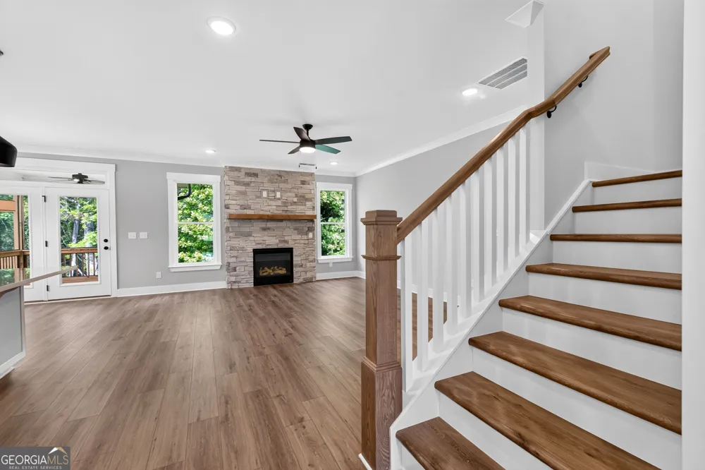 45 Cedar Crest LN Dawsonville, GA 30534