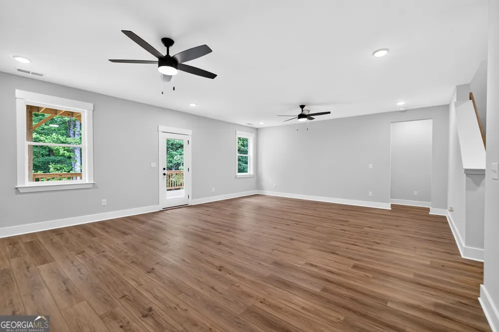 45 Cedar Crest LN Dawsonville, GA 30534