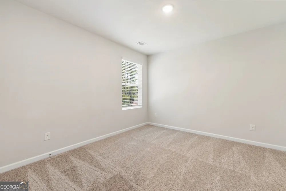 1199 DICKENS RD Greensboro, GA 30642
