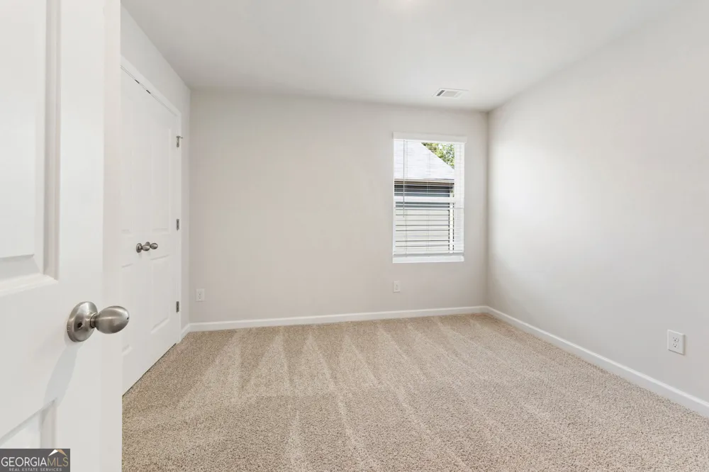 1199 DICKENS RD Greensboro, GA 30642