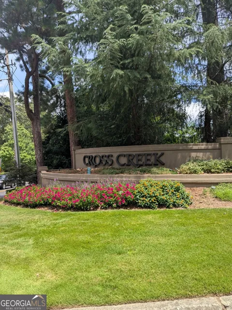 54 Monet CT NW