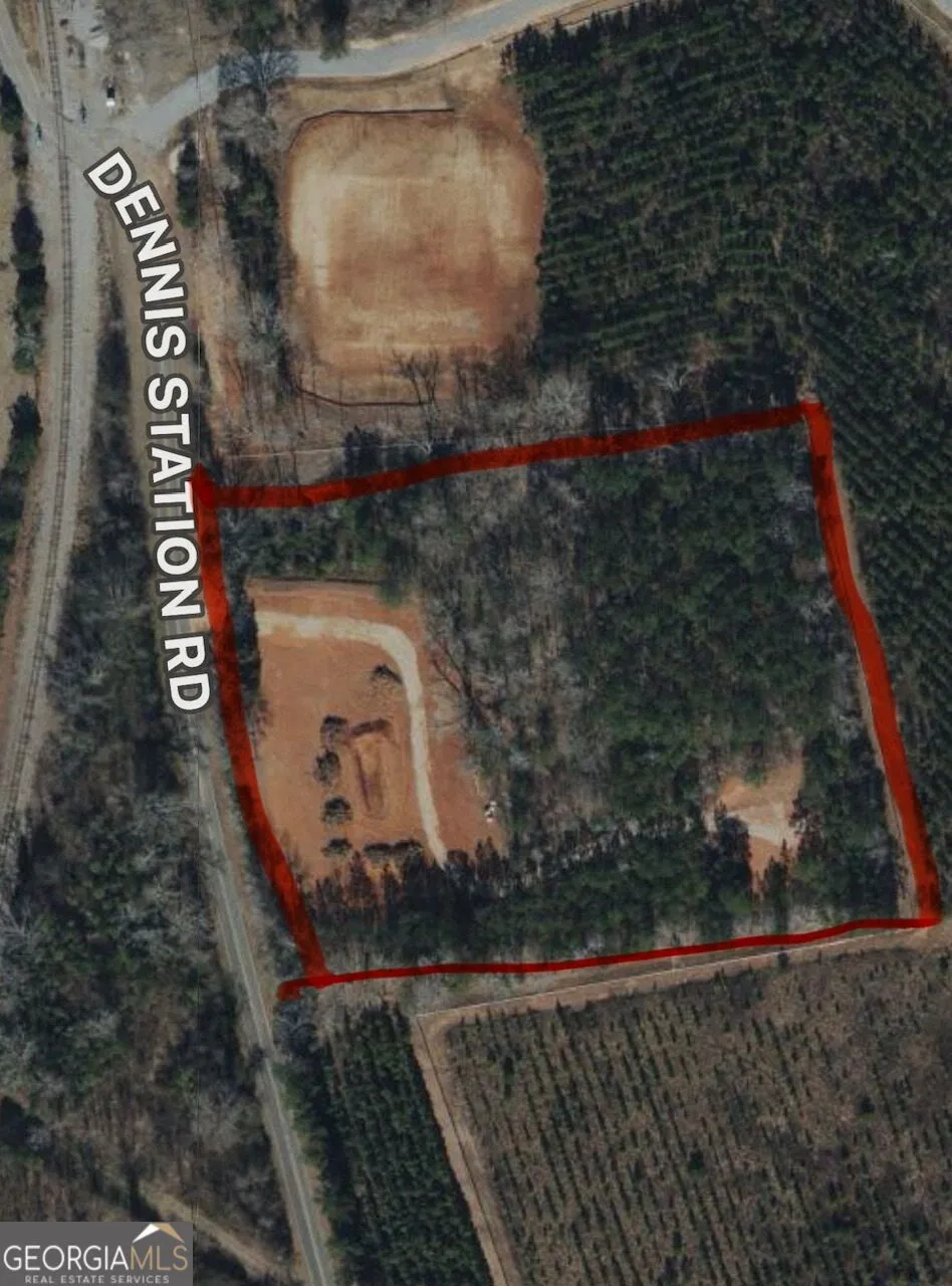 641 Dennis Station RD Eatonton, GA 31024