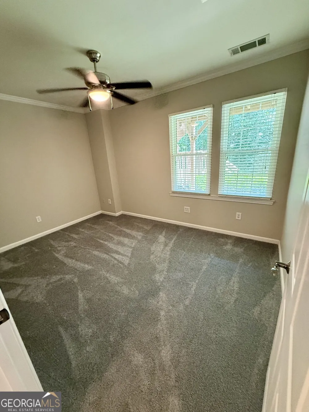 703 Waveland DR Woodstock, GA 30189