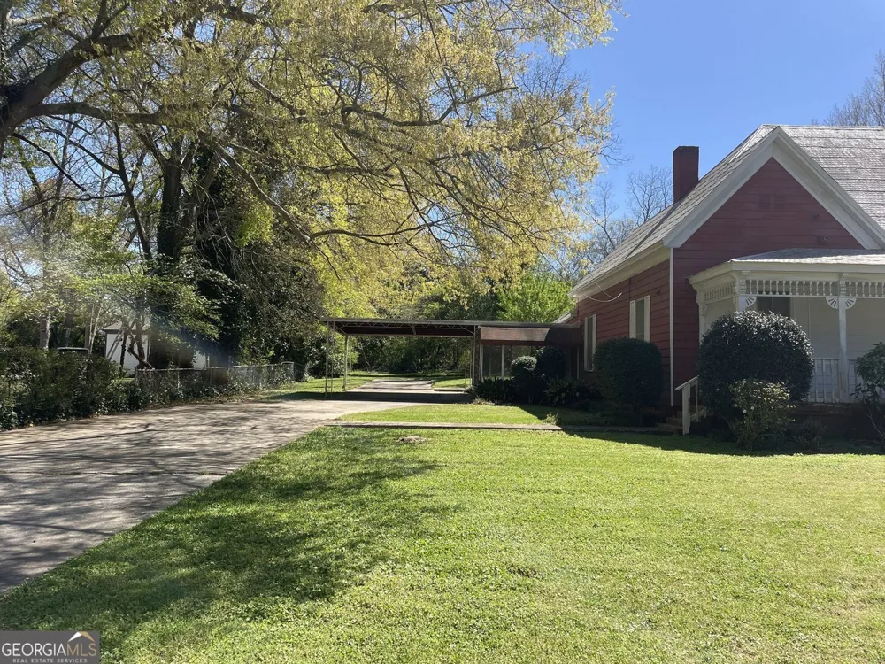 379 West AVE Jackson, GA 30233