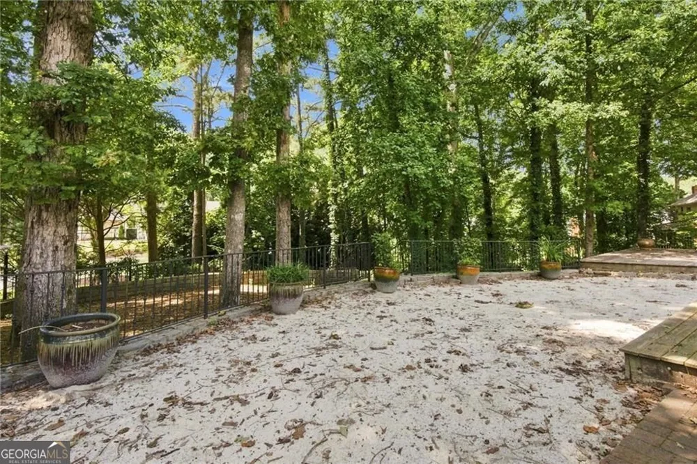 12110 Willow Run RD Roswell, GA 30075