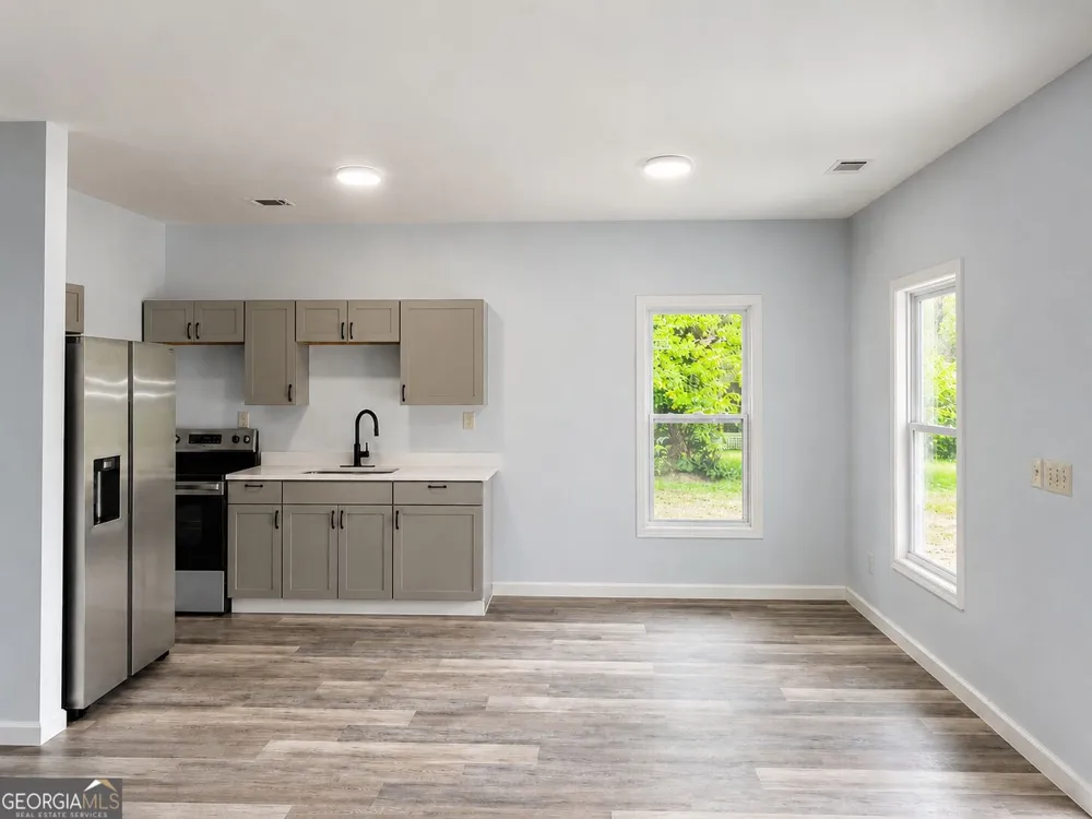23 Wilson ST Nahunta, GA 31553