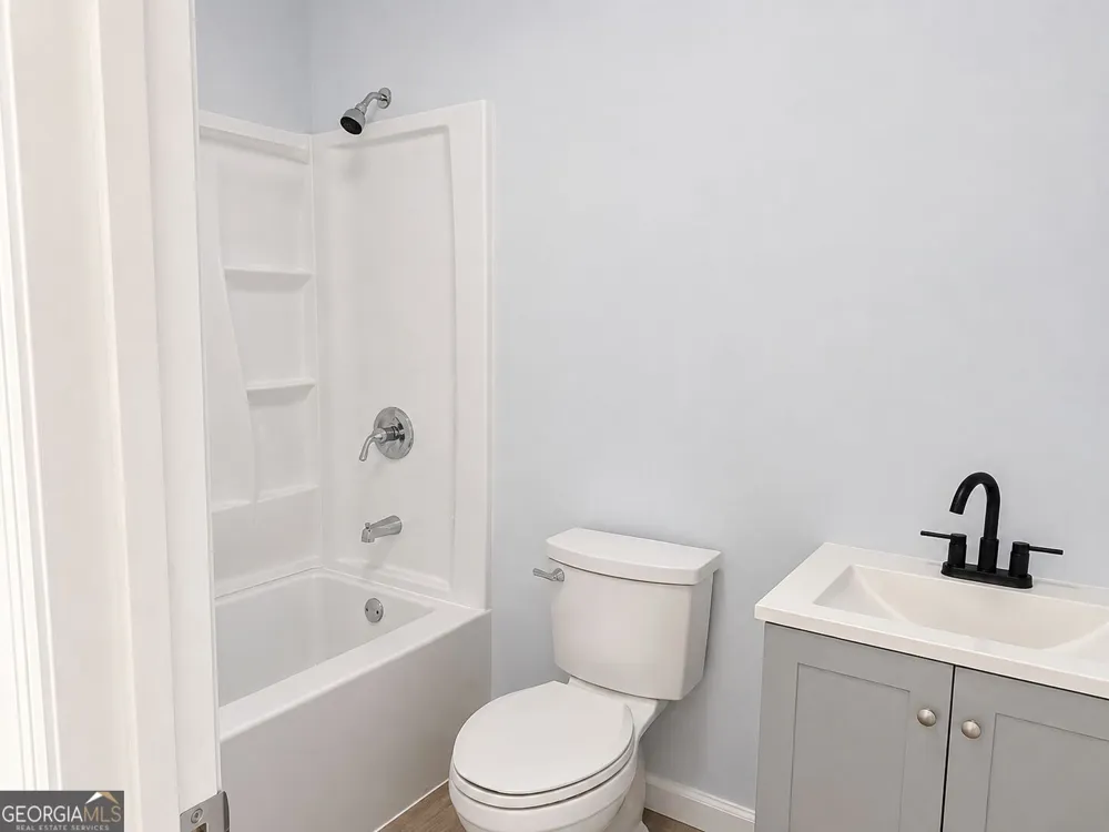 23 Wilson ST Nahunta, GA 31553