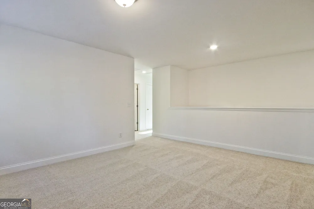 5592 Keswick DR Flowery Branch, GA 30542