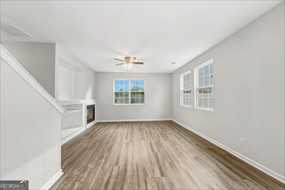 296 Hiawassee DR Woodstock, GA 30188