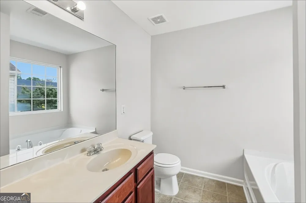 296 Hiawassee DR Woodstock, GA 30188