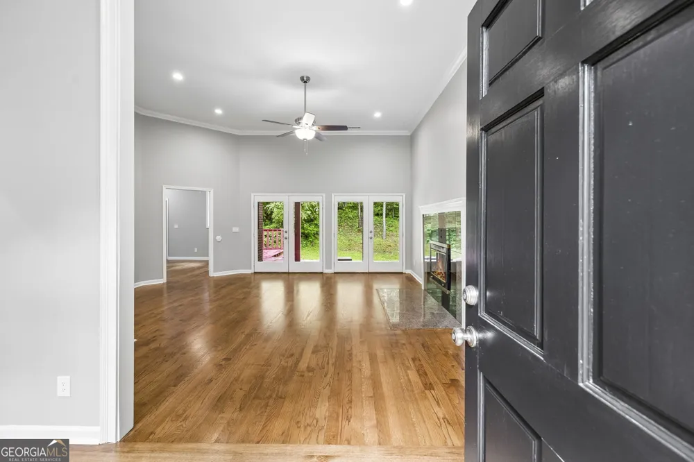 502 Shire CT Dalton, GA 30720