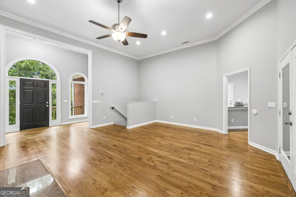502 Shire CT Dalton, GA 30720