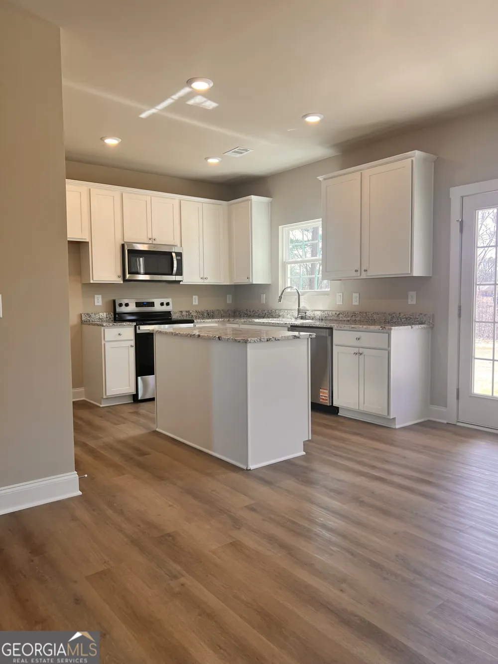 32 JOSEPH LN Hartwell, GA 30643
