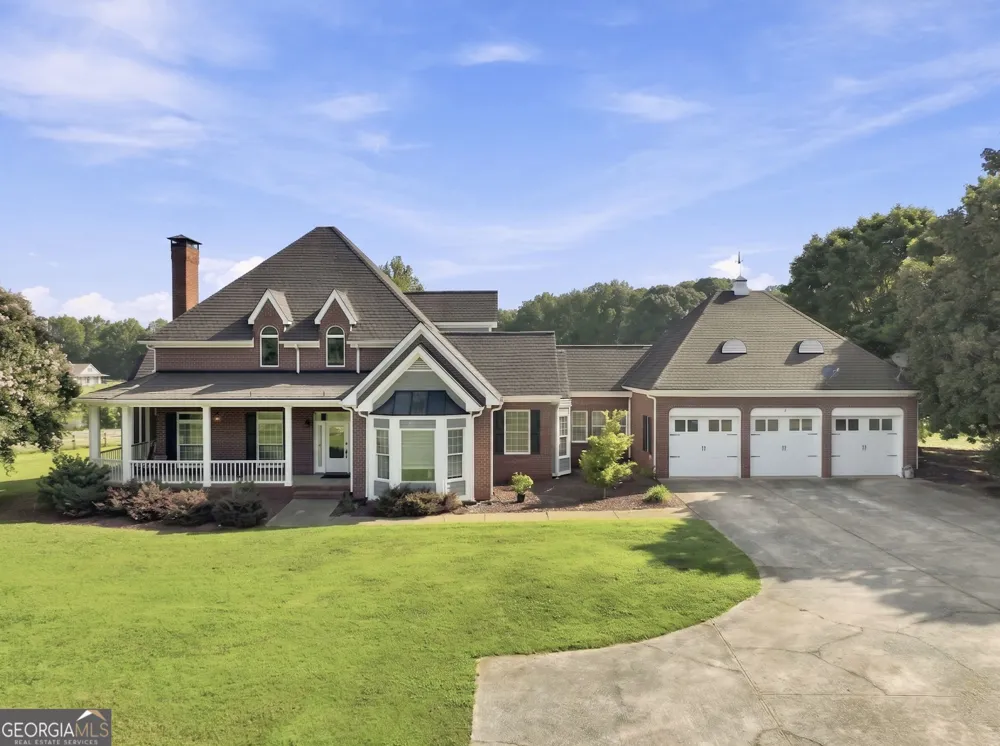 329 Willow Lakes LN Jefferson, GA 30549