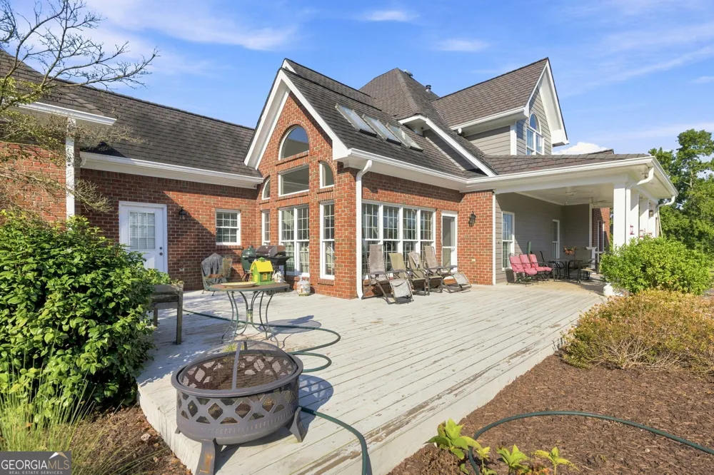 329 Willow Lakes LN Jefferson, GA 30549