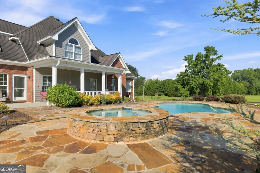 329 Willow Lakes LN Jefferson, GA 30549