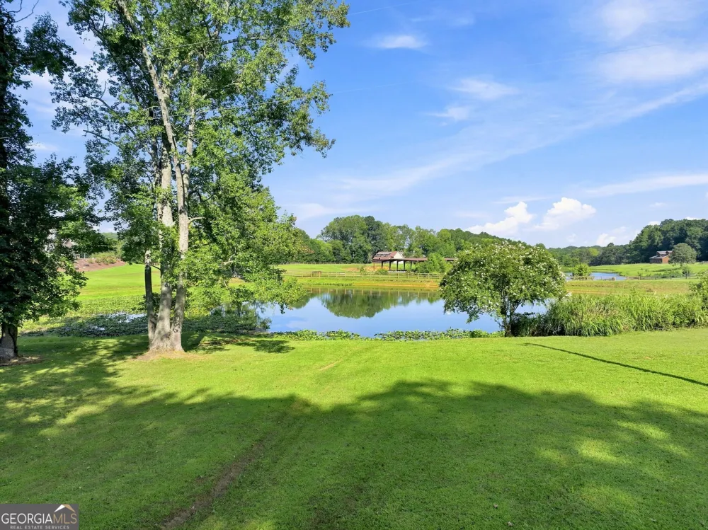 329 Willow Lakes LN Jefferson, GA 30549