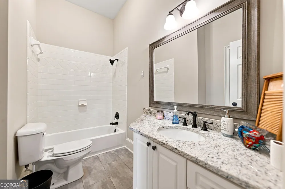329 Willow Lakes LN Jefferson, GA 30549