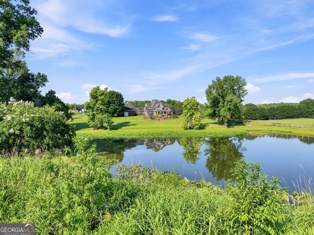 329 Willow Lakes LN Jefferson, GA 30549