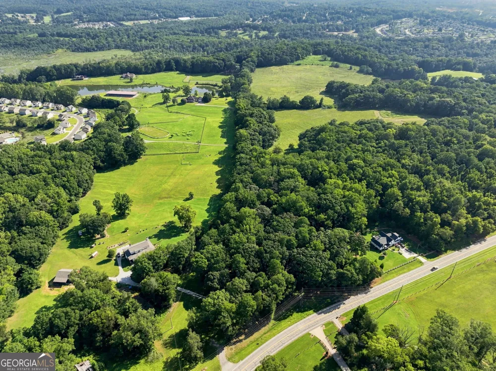 329 Willow Lakes LN Jefferson, GA 30549