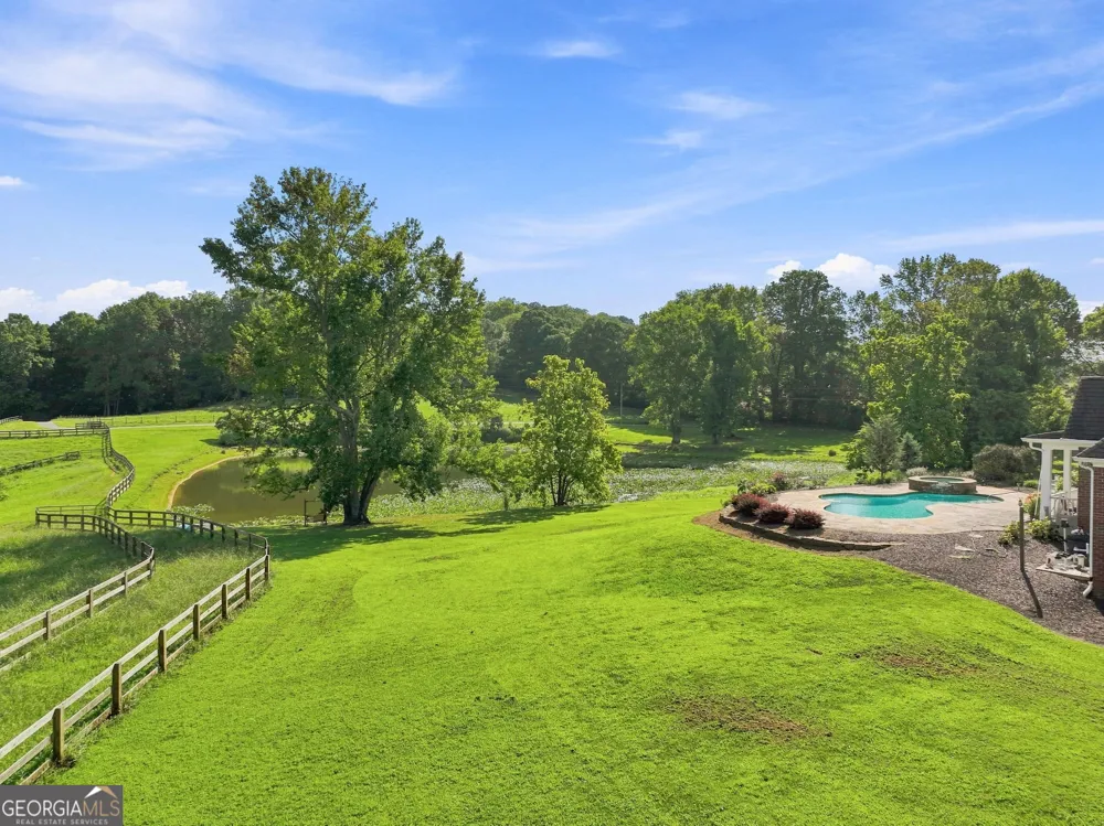 329 Willow Lakes LN Jefferson, GA 30549