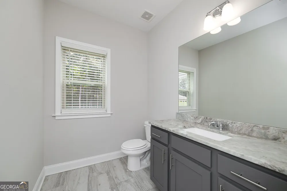 132 Whitworth DR Locust Grove, GA 30248