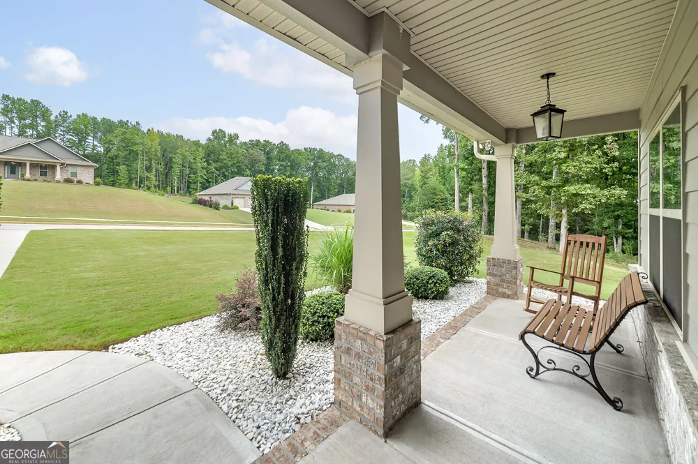 132 Whitworth DR Locust Grove, GA 30248