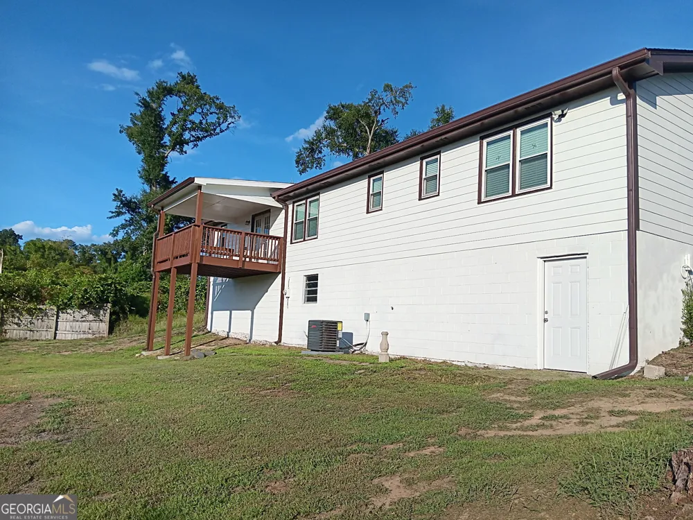 979 McDaniel Mill RD SW Conyers, GA 30094