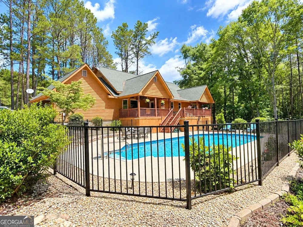 725 Musgrove RD Griffin, GA 30223