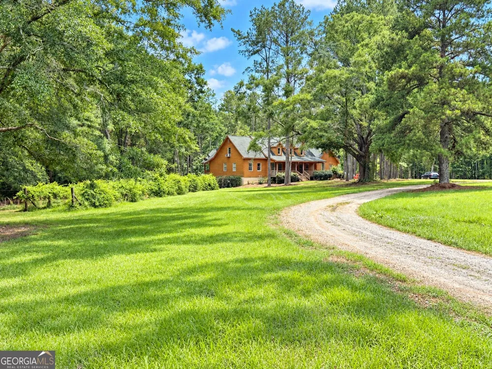 725 Musgrove RD Griffin, GA 30223