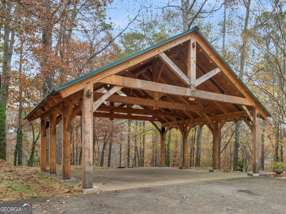 915 Rocky Creek RD Hampton, GA 30228