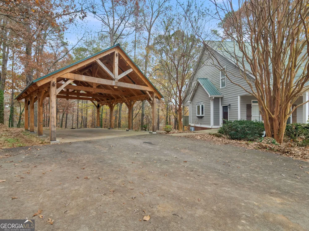 915 Rocky Creek RD Hampton, GA 30228
