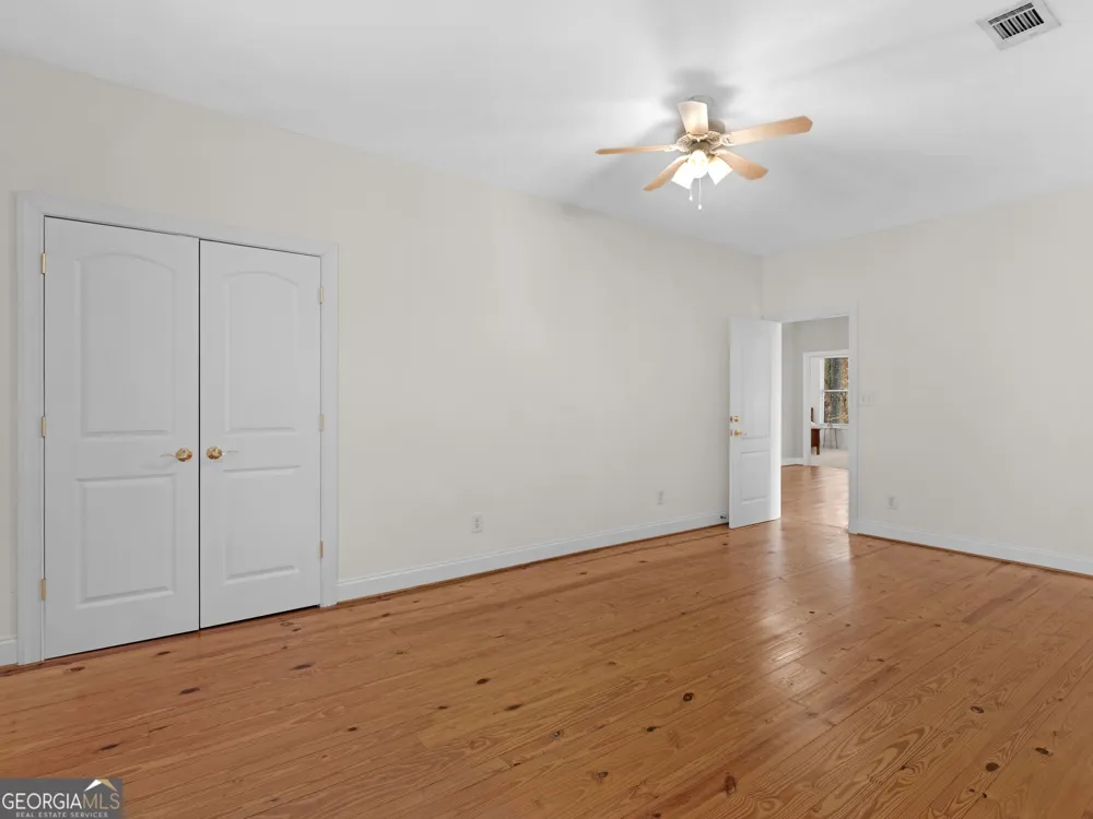 915 Rocky Creek RD Hampton, GA 30228