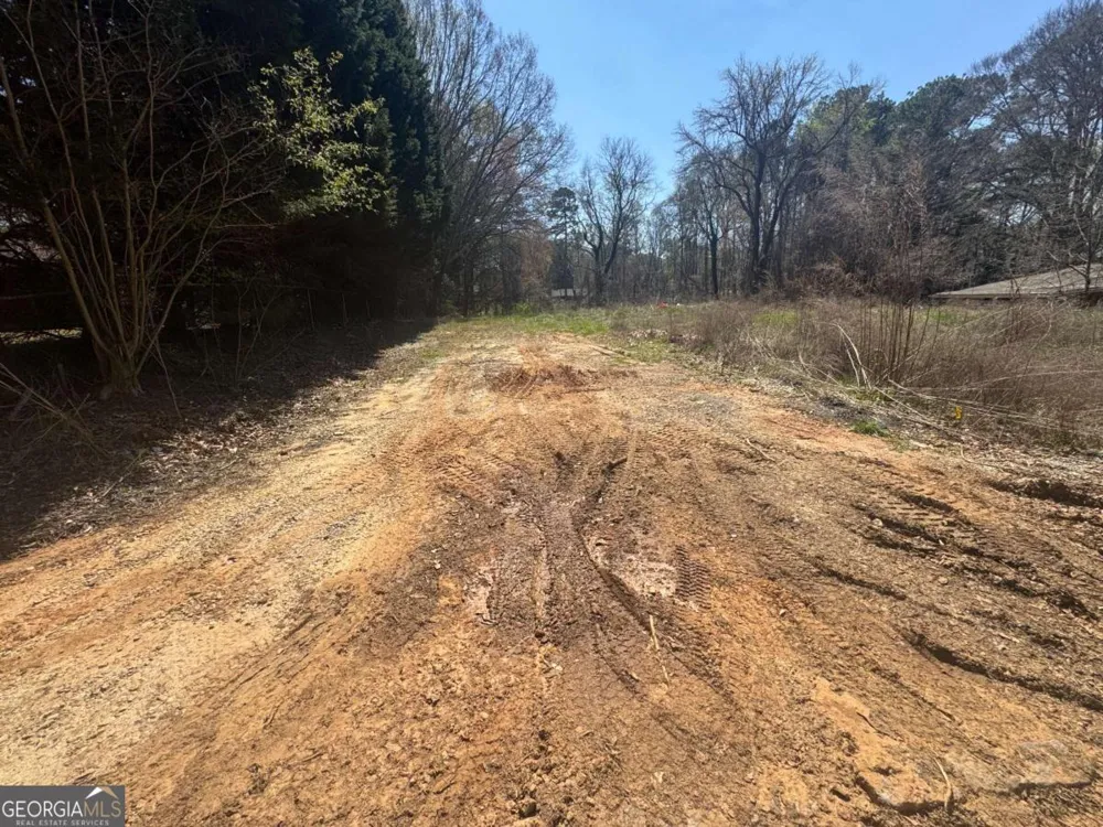 2031 Shady LN Tucker, GA 30084