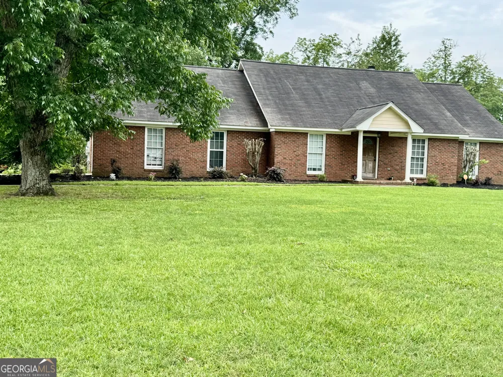 104 Winchester DR Leesburg, GA 31763