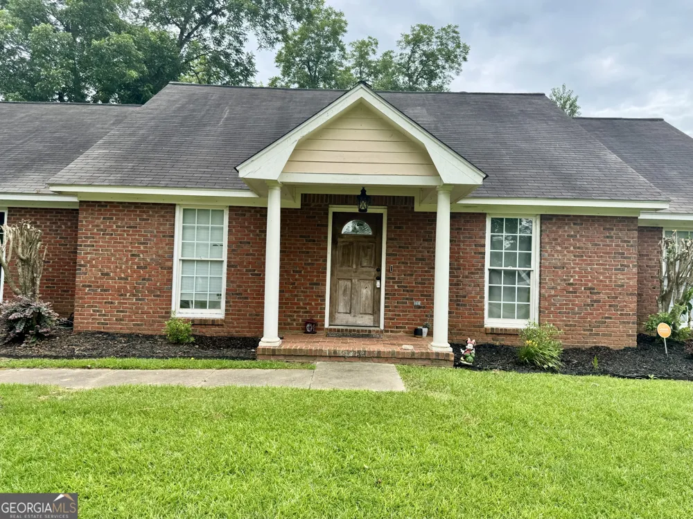 104 Winchester DR Leesburg, GA 31763