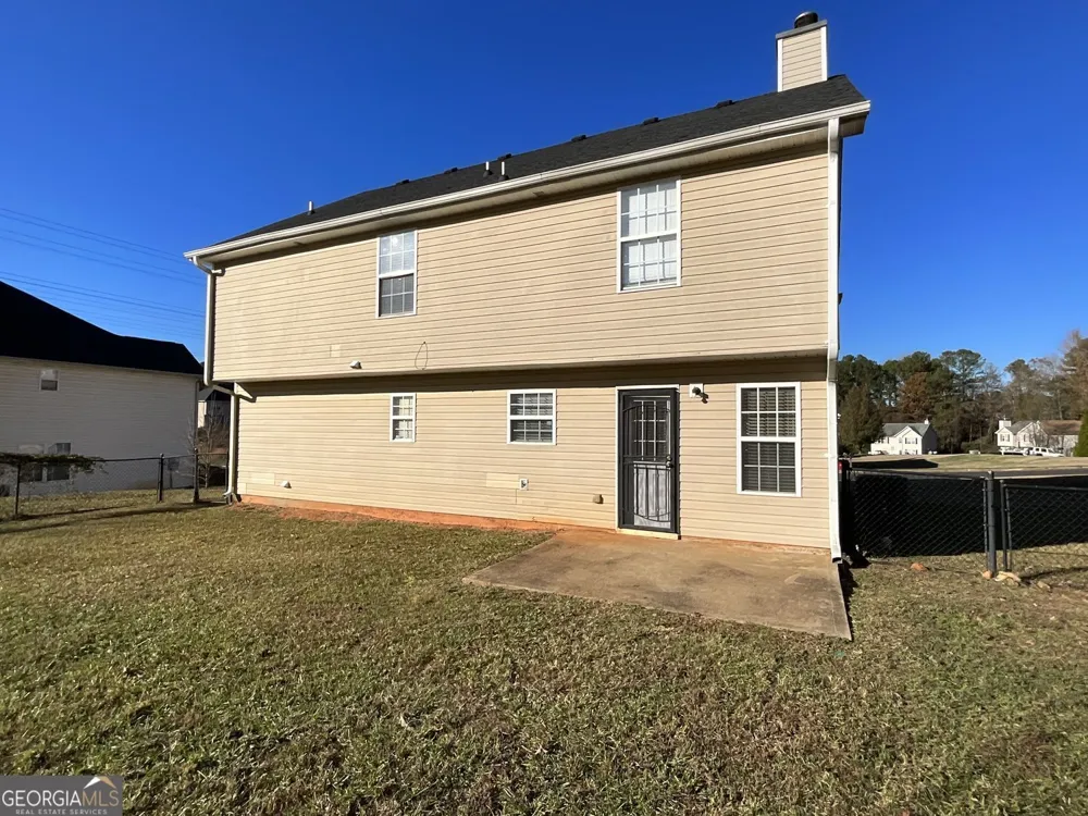 2043 Newton Estates DR Ellenwood, GA 30294
