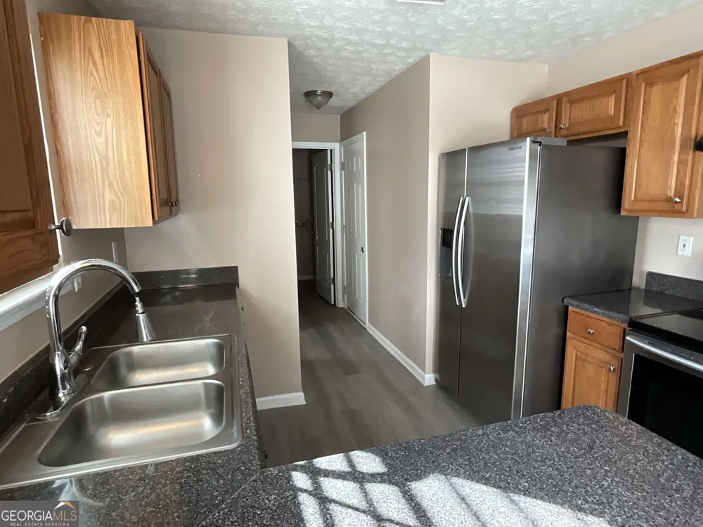 2043 Newton Estates DR Ellenwood, GA 30294