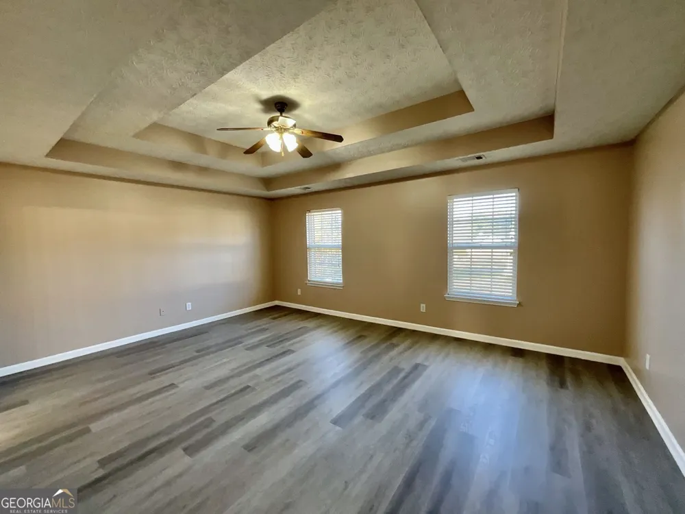 2043 Newton Estates DR Ellenwood, GA 30294